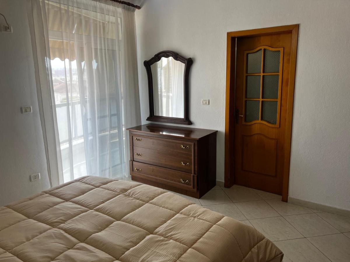 City Central Apartment 2 Tirana Zewnętrze zdjęcie